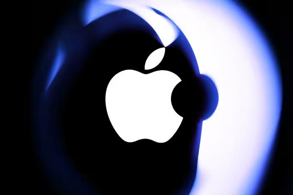 Catat Sejarah Baru, Kapitalisasi Saham Apple Tembus US$3 Triliun