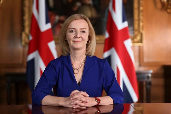 Kebijakan Ekonomi Gagal, Liz Truss Mundur Sebagai PM Inggris