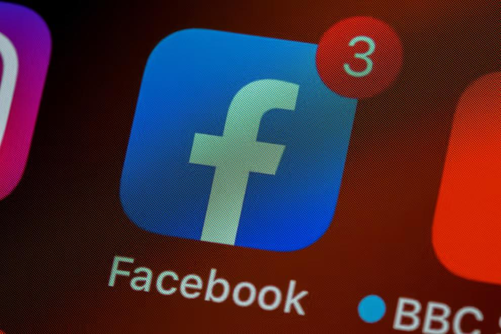 Cara Menghapus Akun Facebook Sementara dan Permanen