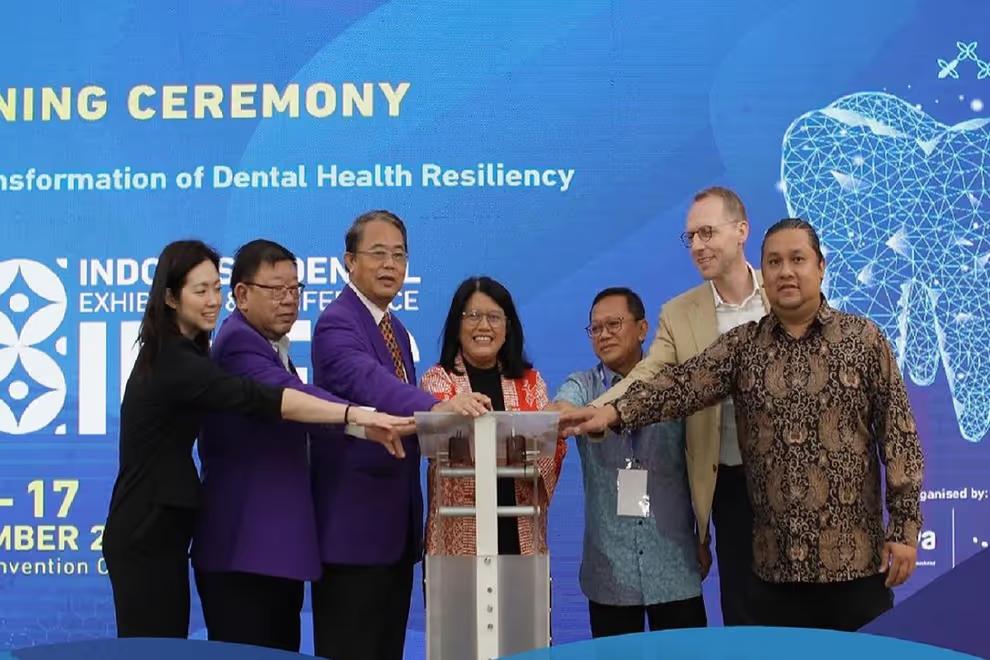 IDEC 2023 Dorong Inovasi Teknologi Industri Kesehatan Gigi