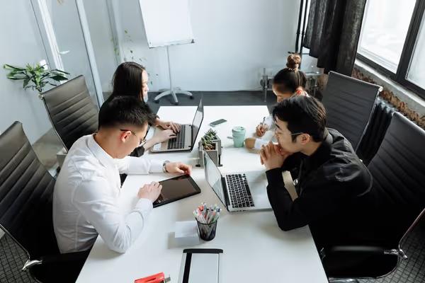 5 Etika Kerja yang Wajib Dimiliki Untuk Mendukung Kinerja di Kantor