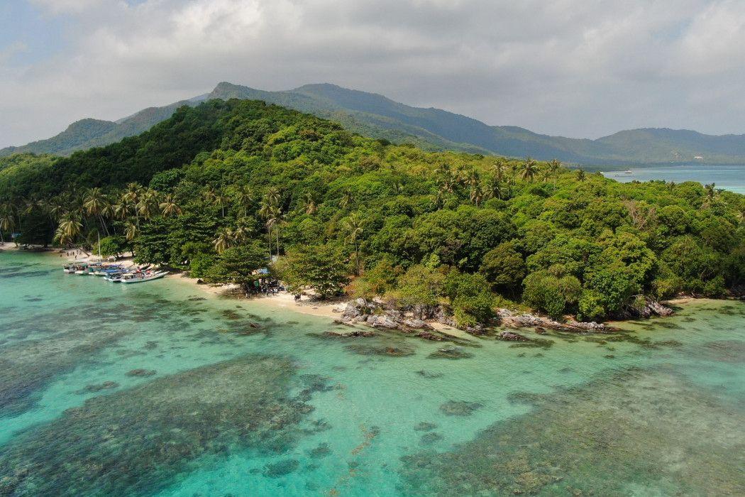 5 Wisata Pulau Pribadi di Indonesia, Cocok untuk Liburan