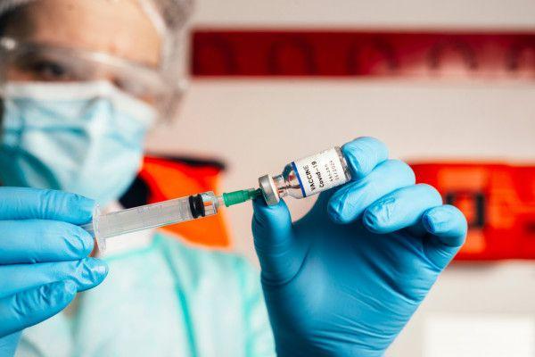 BPOM Izinkan Penggunaan Darurat 5 Merek Vaksin untuk Booster