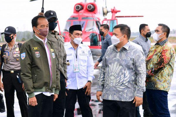 Sosok Haji Isam yang Pabriknya Diresmikan Presiden Jokowi