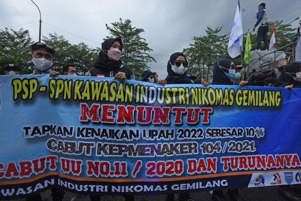 Apakah Upah Minimum Indonesia Terlalu Tinggi? Berikut Perbandingannya
