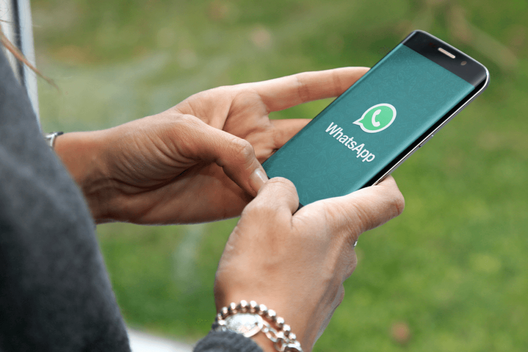 Ini Cara Mudah Membuat Stiker WhatsApp Dengan Foto Sendiri