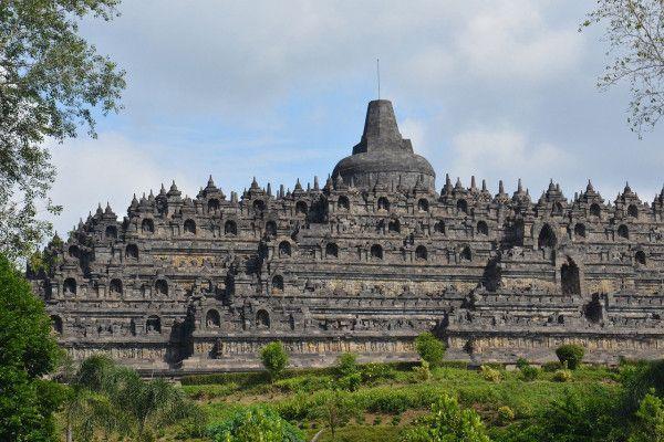Borobudur, salah satu destinasi pariwisata super prioritas di Indonesia.