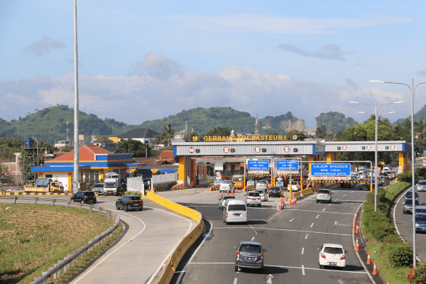 Pendapatan Jawara Jalan Tol Ini Masih Akan Moncer pada 2022