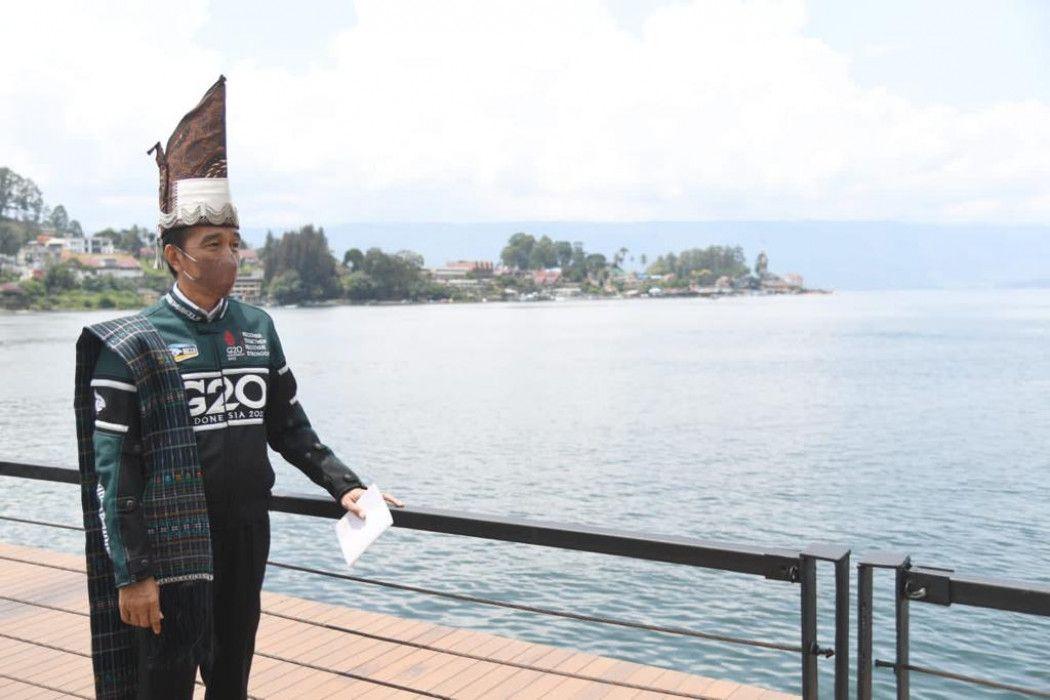 Diresmikan Jokowi, Pantai Bebas Parapat Daya Tarik Wisata Danau Toba