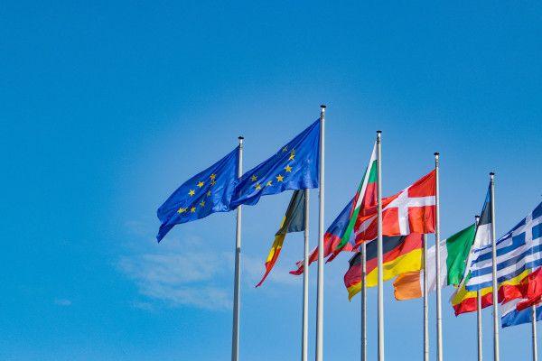 Negara di Kawasan Eropa Mulai Melepas Status Pembatasan Covid-19