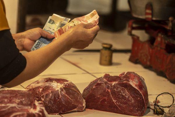 Bulog Diminta Impor Daging untuk Stabilkan Harga