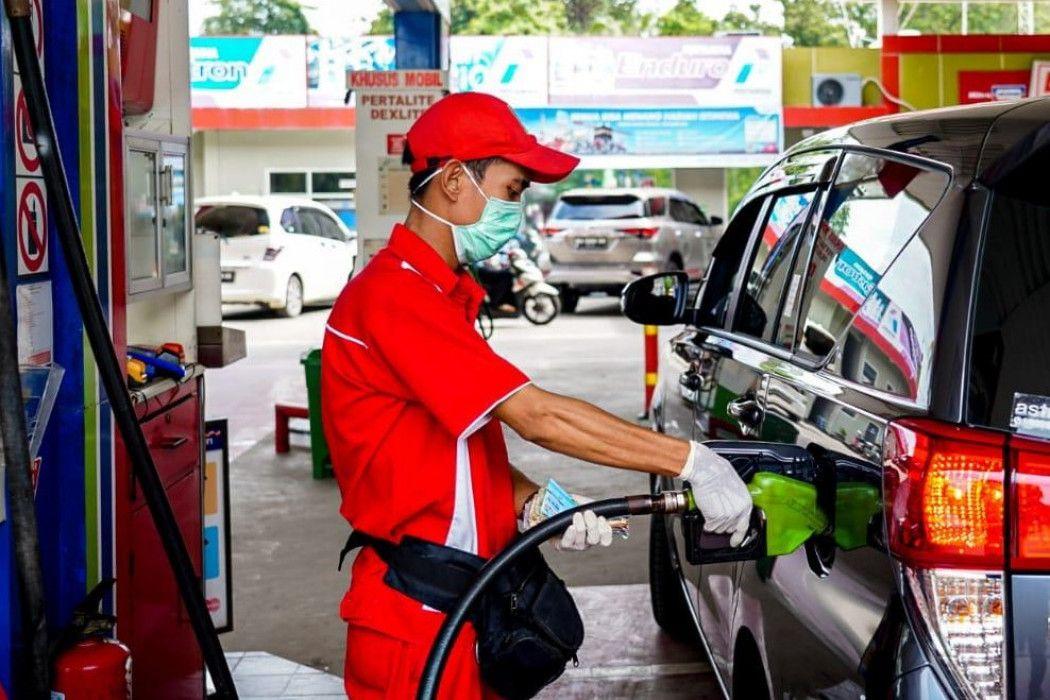 Jokowi Naikkan Harga BBM, Pertalite jadi Rp10 Ribu per Liter