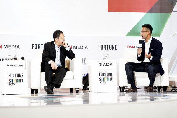 CEO Lippo Karawaci sekaligus Direktur Lippo Group, John Riady, dalam talk show Fortune Indonesia Summit 2022, Kamis (19/5). Dok/Fortune Indonesia.