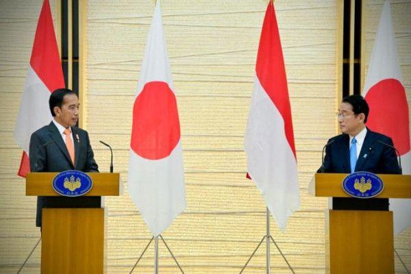 Bertemu PM Jepang, Jokowi Jajaki Kerja Sama Perdagangan dan Investasi