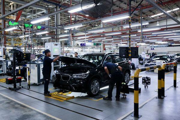Imbas Biaya Energi dan Krisis Chip, BMW Turunkan Target Produksi