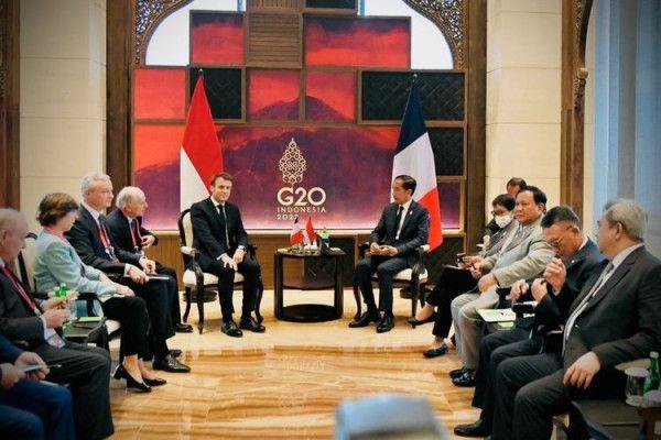 Pertemuan Jokowi dan Macron di sela KTT G20.