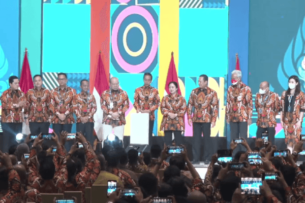 Presiden Jokowi saat membuka Munas HIMPI Tahun 2022, Senin (21/11).