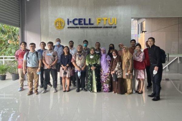Tim proyek ADB lakukan misi pencarian fakta di Universitas Indonesia.