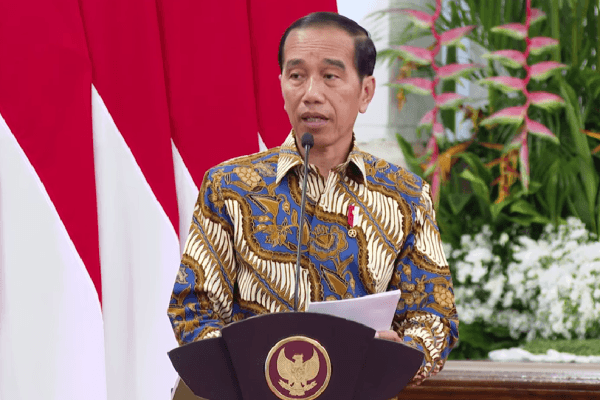 Jokowi Minta Jajarannya Waspadai Kenaikan Harga Migor dan Beras