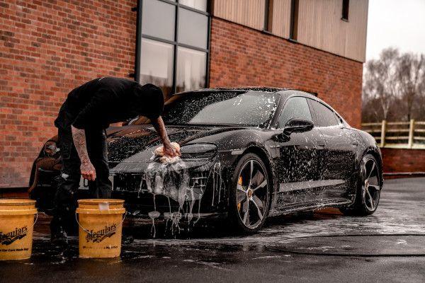 cuci kendaraan