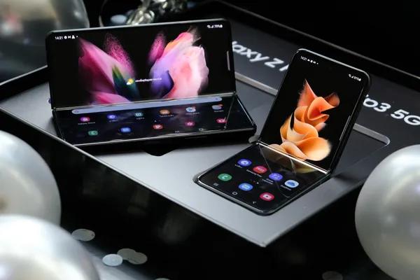 Ini 3 Jenis Smartphone Samsung dengan Harga Termahal 