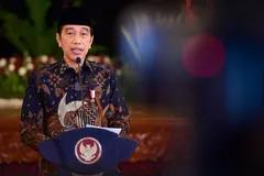 Buka Perdagangan BEI, Jokowi Pamer Vaksinasi 2021 Lampaui Target