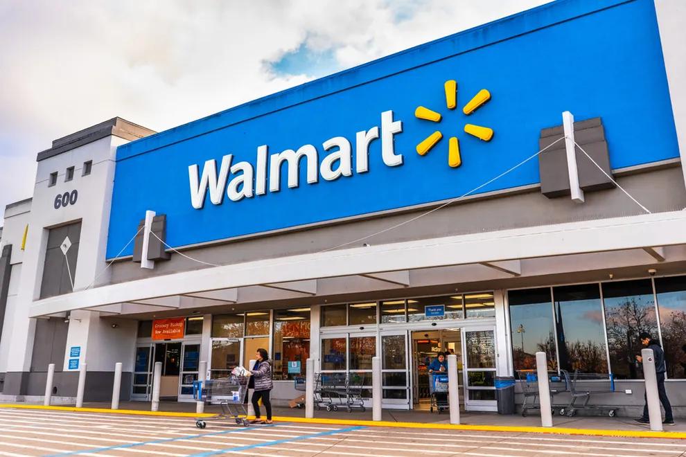 Keluarga Walton Jual Saham Walmart US$1,5 Miliar Pekan Lalu