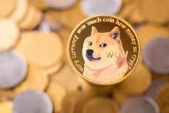Apa Itu Dogecoin? Kripto yang Dijuluki Sebagai “Memecoin”