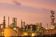 Luhut Beberkan Rencana RI Miliki Pabrik Petrokimia Terbesar di Dunia