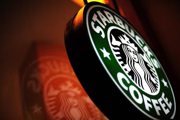 Saham Anjlok, Problem Starbucks Tak Hanya Aksi Boikot
