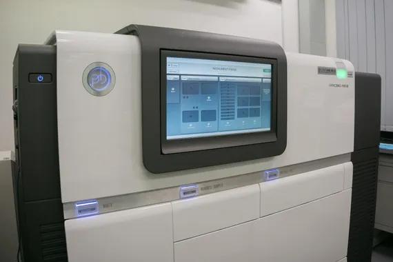 Alat untuk melakukan genome sequencing.