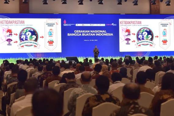 Presiden Jokowi pada Evaluasi Aksi Afirmasi Peningkatan Pembelian dan Pemanfaatan Produk Dalam Negeri dalam rangka Gerakan Nasional Bangga Buatan Indonesia, JCC, Senayan, Jakarta, Selasa (24/5).