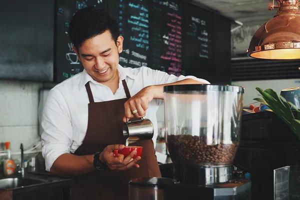 Ini Kiat Sukses Membangun Bisnis Kafe untuk Pemula
