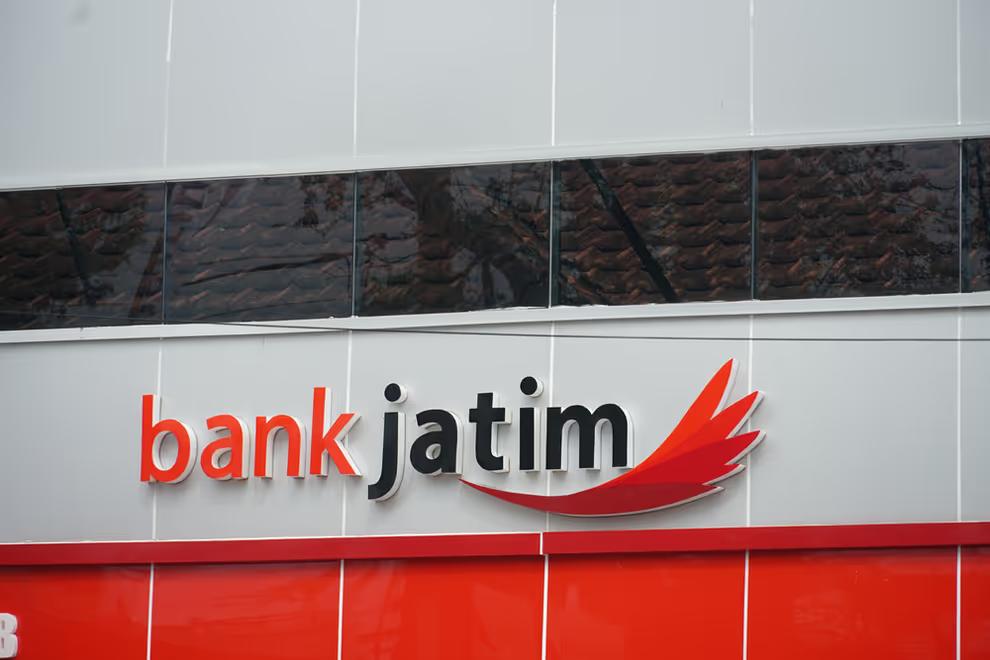 Laba Bank Jatim Turun 9% Menjadi Rp1,09 Triliun