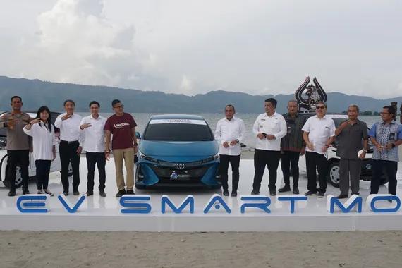 Aksi nyata Toyota EV Smart Mobility.