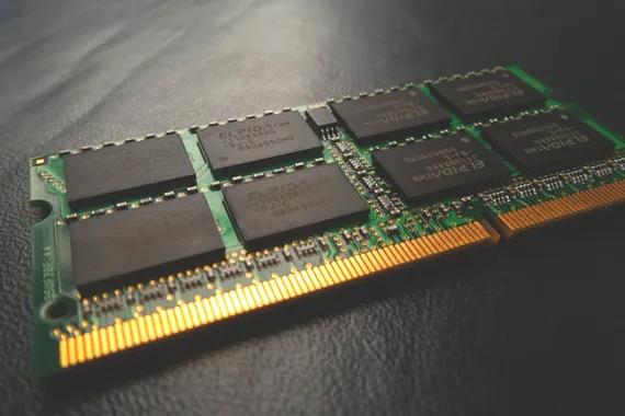 RAM adalah penyimpanan memori sementara