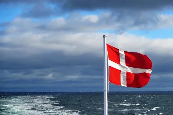 bendera negara Denmark