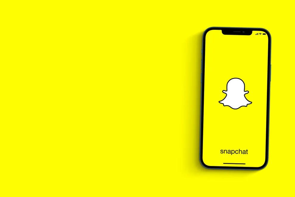Induk Snapchat PHK 500 Karyawan, Mengapa?