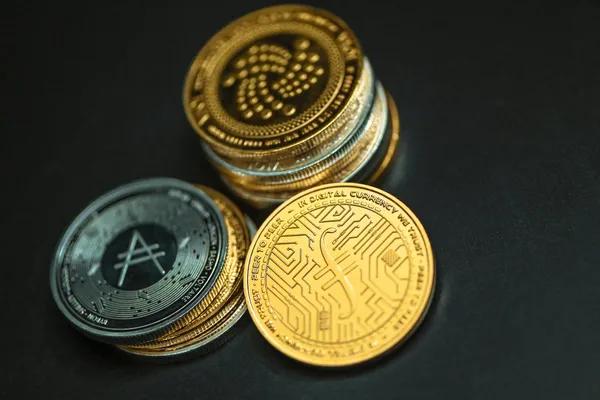Altcoin: Pengertian, Jenis, dan Perbedaannya dengan Bitcoin