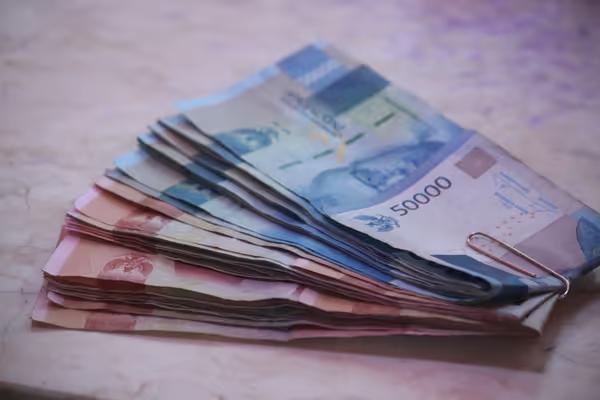 Indeks Dolar Menguat, Rupiah Dibuka Turun ke Rp16.090/US$