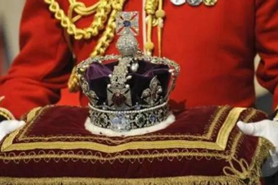 Mahkota Ratu Elizabeth II