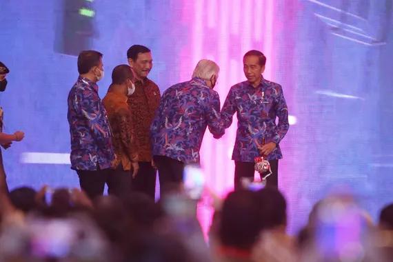 Jokowi saat membuka Investor Daily Summit 2022, Selasa (11/10).