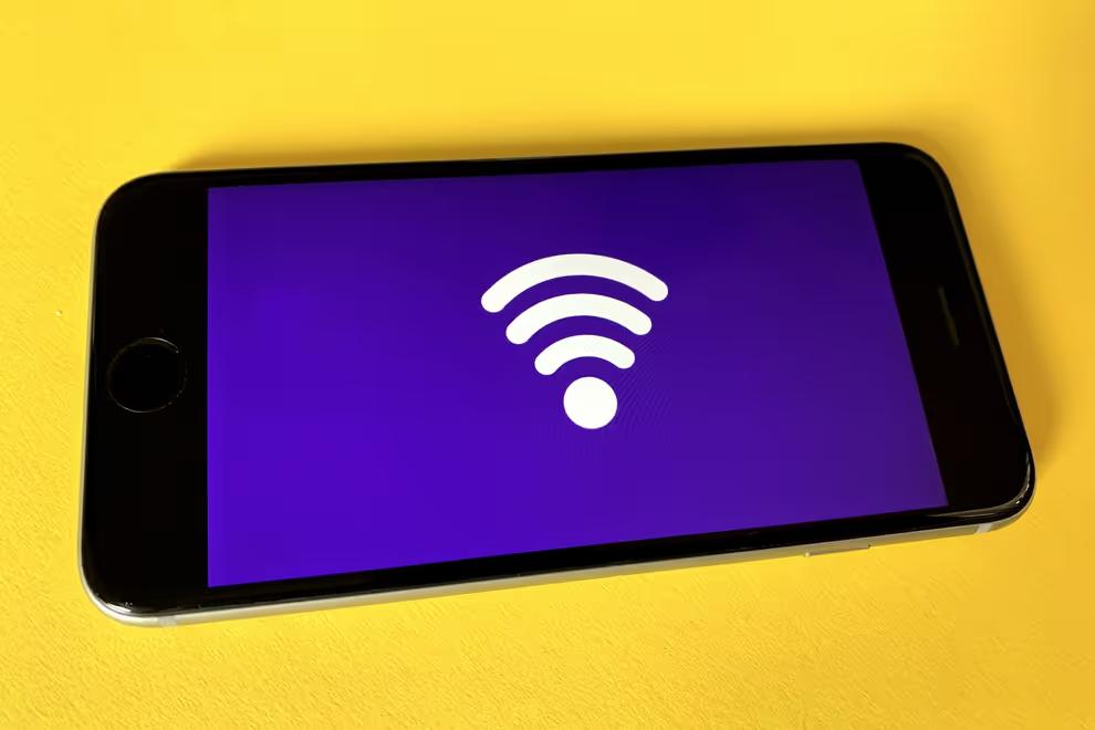 Tips Memperkuat Sinyal Wifi yang Lemah Diterima Smartphone