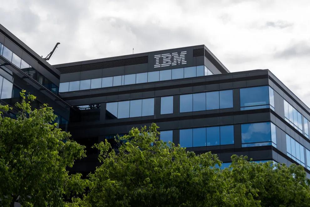 Kemelut Teknologi, IBM PHK Massal 3.900 Pekerjanya