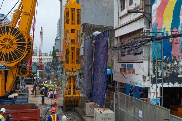 Hampir 20%, Pembangunan MRT Jakarta Fase 2A Ditargetkan Rampung 2029