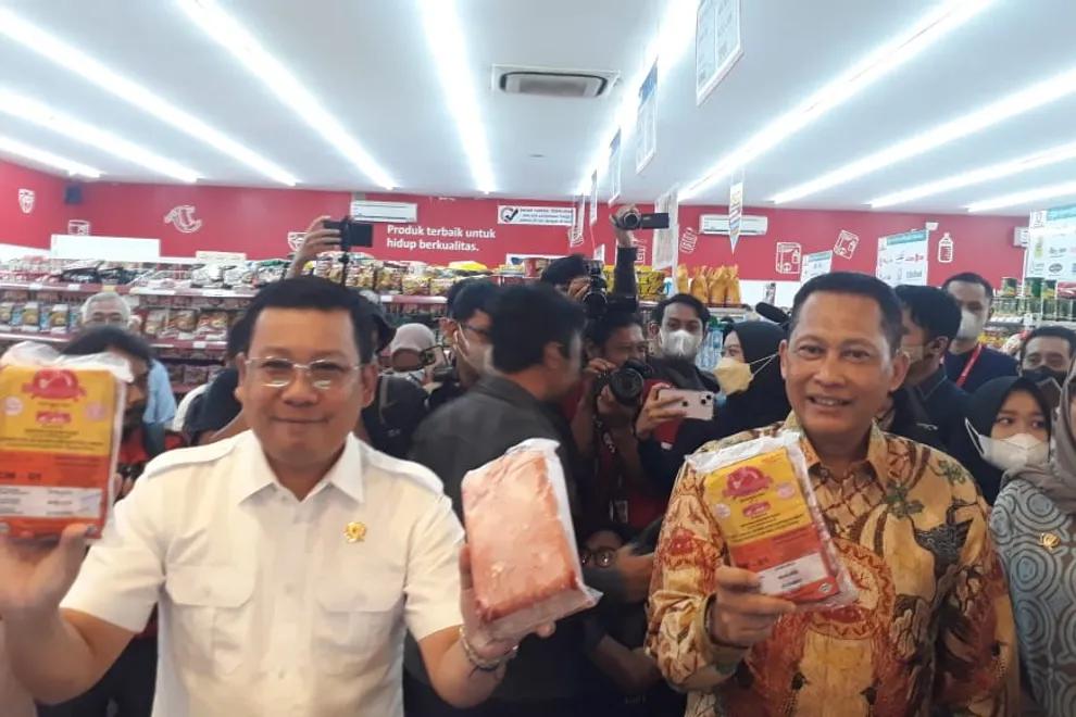 Jelang Lebaran, Bulog Pasarkan Daging Kerbau Beku Impor Rp80 Ribu/Kg