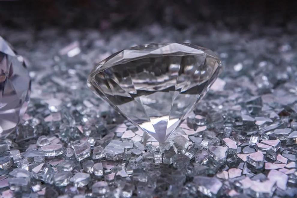 6 Berlian Terbesar di Dunia yang Pernah Ditemukan