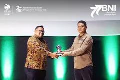 BNI Xpora Raih Penghargaan Marketeers SME Enhancement of The Year