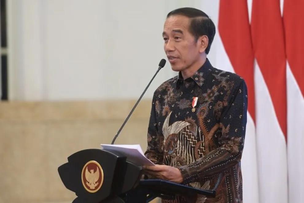 Digitalisasi Berkembang Pesat, Jokowi: Regulasi Selalu Terlambat