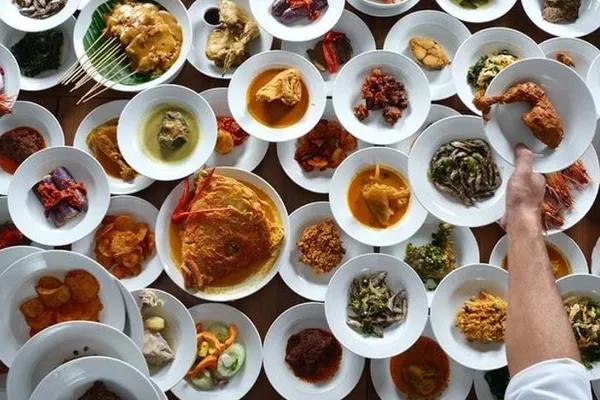 5 Rekomendasi Franchise Masakan Padang, Mulai dari Rp25 Juta